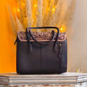 Sac fourre-tout tendance 2026 en cuir véritable avec fourrure, style bohème, motifs floraux gravés, sacs fourre-tout sculptés, sacs de style western - Product Image 2