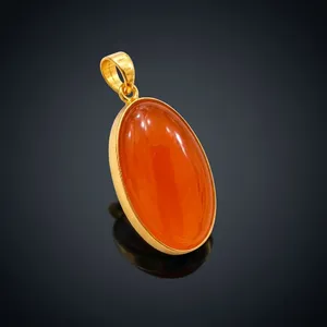 Ha Gems, Joyería Hecha a Mano al por Mayor, Colgante Ovalado de Cornalina Natural con Baño de Plata y Oro, de Buena Calidad y al Mejor Precio, Estilo Femenino - Product Image 1