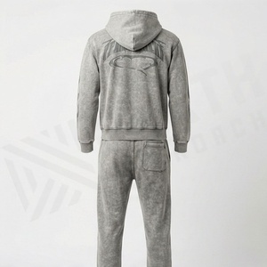 Ensemble de survêtement décontracté pour homme en molleton imprimé, coupe évasée et empilée, effet délavé à l'acide, idéal pour l'entraînement et le jogging, collection hiver, tenue athlétique tendance - Product Image 2