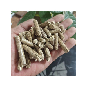 Granulés de bois de haute qualité, livraison rapide pour les achats en gros et la revente - Product Image 1