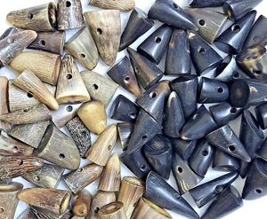 เครื่องประดับทำมือจากเขาควาย รูปทรงธรรมชาติ ขัดเงา สไตล์เรียบง่าย ของสะสม กระดุมแบบสลัก ทนทาน - Product Image 4
