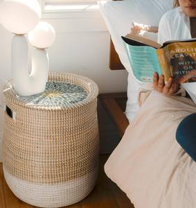 Cesto de lavandería de mimbre con tapa de nácar, cestas de almacenamiento decorativas tejidas a mano para sala de estar, dormitorio y baño - Product Image 6