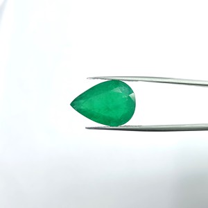 Esmeralda Verde de 16.76 Quilates, Forma de Pera, de Zambia, Gema Suelta - Product Image 5