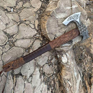 Hacha Vikinga Nórdica Artesanal con Mango de Madera Tallado, Herramienta para Camping, Bushcraft y Carpintería, Decoración Rústica para el Hogar, Artículo de Regalo - Product Image 3