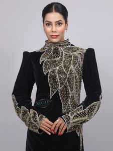 Venta al por mayor AWAIS HOUSE - Conjunto de lujo de 2 piezas para mujer musulmana, modesto, de terciopelo sólido con cuentas, lavable, sencillo, largo hasta el suelo, estilo túnica en línea A - Product Image 6