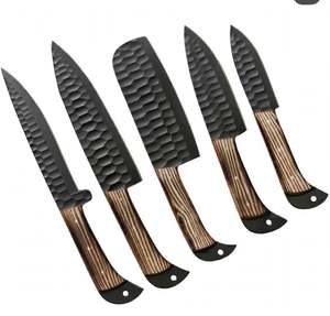 Juego de Cuchillos de Cocina de 5 Piezas, Acero Forjado a Mano, Hoja con Revestimiento Antiadherente Negro y Mango con Diseño de Madera - Product Image 1