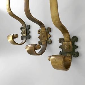 Crochet double en métal brossé élégant, solution de suspension robuste et durable - Product Image 6