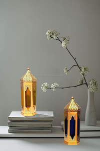 Farol de Metal Cuadrado Marroquí Hecho a Mano, Decoración para el Hogar, Diseño Personalizable, Decoración de Alta Calidad para Eventos - Product Image 2