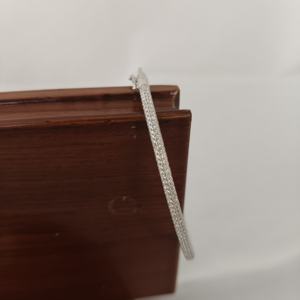 Bracelet Revalia pour femme en argent sterling 925 micro-pavé de diamants, classique, plaqué argent, minimaliste, élégant, pour soirée, design de créateur - Product Image 2