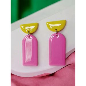 Pendientes de Resina Premium, Diseño Elegante Hecho a Mano para una Durabilidad Prolongada, para Fiestas, Uso Casual y Festivo - Product Image 5