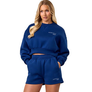 Ensemble sweat-shirt et short pour femme à col rond parfait, sweat-shirts à col rond, logo personnalisé, ensembles de survêtements pour femme, shorts - Product Image 4