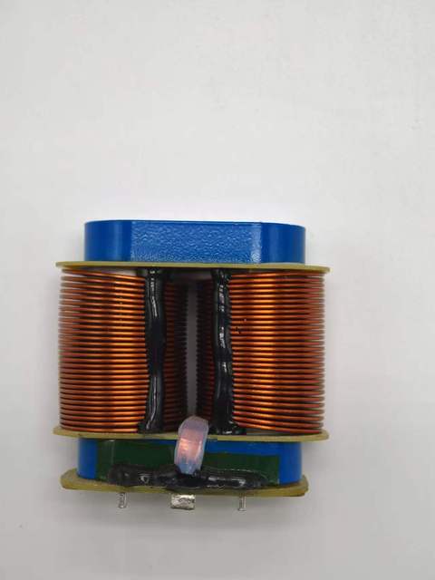 Custom Yucheng High-Frequency Ferrite Core 220uh 20A Flat Copper Wire Vertical Inductors Models SQ16 SQ19 SQ25 Common Mode Coils