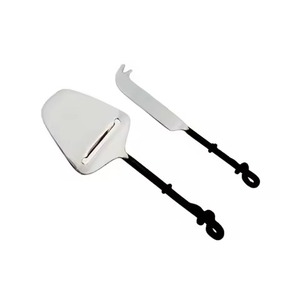 ชุดมีดชีสสแตนเลสหรูหรา พร้อมใบมีดคมสำหรับตัด ชุดอุปกรณ์เสิร์ฟอาหารสำหรับครัวและโต๊ะอาหาร - Product Image 4