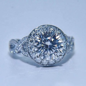 Anillo de Compromiso y Boda de Plata 925 Elegante y de Lujo para Mujer, Anillo de Diamantes Clásico con Incrustaciones de Corte Marquesa Personalizado de Alta Calidad - Product Image 1