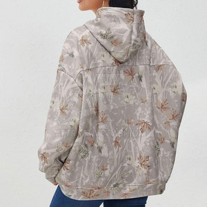 Sudaderas extragrandes transpirables para mujer con capucha ajustable y corte relajado para colecciones de atuendos casuales y elegantes - Product Image 4