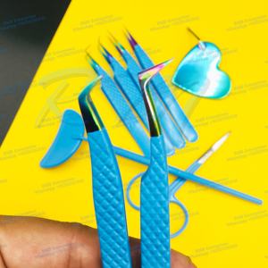 Pince à épiler professionnelle en acier inoxydable à pointe en fibre et poignée diamantée pour extensions de cils, accessoires et outils personnalisables avec logo, vente en gros - Product Image 4