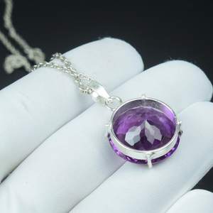 จี้ทรงกลมอะเล็กซานไดรต์เปลี่ยนสี เงินแท้ 925 สร้อยคอหรูหรา ของขวัญวันเกิดเดือนมิถุนายนสำหรับเธอ - Product Image 4