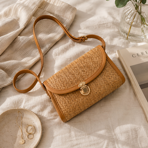 Sac bandoulière en rotin fait main avec fermeture à cadenas |   Sac bandoulière tissé naturel pour femmes - Product Image 5