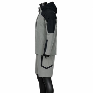 Conjunto de cortavientos con capucha y bloques de color gris y negro, con cremallera de cuarto y pantalones cortos, transpirable, personalizado - Product Image 3