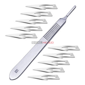 Manche de scalpel chirurgical manuel de qualité supérieure # 3 avec 10 lames # 11 instruments médicaux jetables stériles en acier inoxydable de qualité médicale, Allemagne - Product Image 1