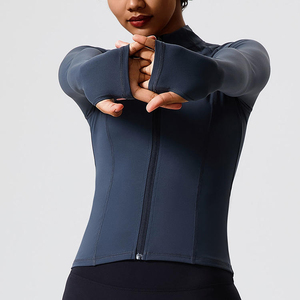 Chaqueta deportiva ajustada con cuello para mujer, con cremallera completa, de nailon, para correr, fitness, con orificios para los pulgares, de secado rápido, para yoga. - Product Image 2