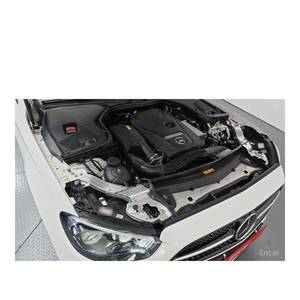 Mercedes-Benz Clase E E250 AMG Line, Modelo de Junio de 2022, con 39,216 km, Caja de Cambios Automática, Asientos de Cuero, Cámara Trasera - Product Image 6