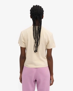 เสื้อยืดครอปทรงบ็อกซี่ คอกลม แขนสั้น สีขาวงาช้าง ผ้าฝ้าย 100% เนื้อนุ่ม สวมใส่สบาย เหมาะกับทุกฤดูกาล - Product Image 4