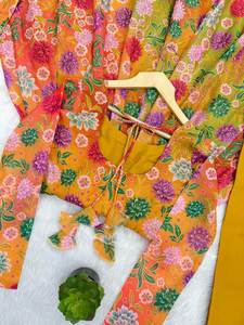 Robe Anarkali / Ensemble Kurti en organza de soie doux à imprimé floral, couleurs magnifiques, nouveau design tendance, pour tous les jours, le bureau, les fêtes, l'hiver - Product Image 6