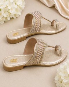 Sandales plates à plateforme pour femme, à bout rond, ornées de strass dorés et de perles, style mule, pour mariée, mariage, extérieur, tendance mode, couleurs assorties - Product Image 4