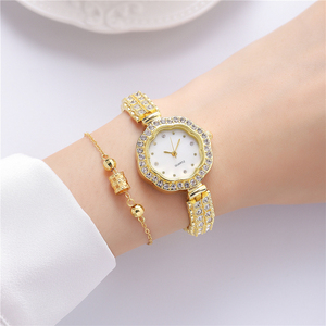 NW1305 Montre-bracelet à quartz pour femme, design cadran en forme de fleur avec surface coquillage et diamants - Product Image 6