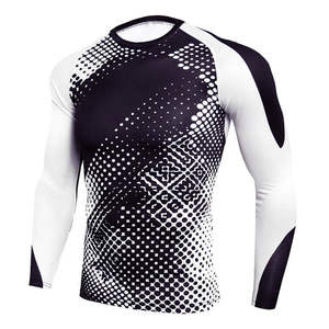 Camiseta de Compresión Deportiva para Hombre, Manga Larga, Amarillo y Negro con Diseño de Puntos en Sombra de Lado y Gráficos Geométricos Blancos, para Gimnasio - Product Image 3