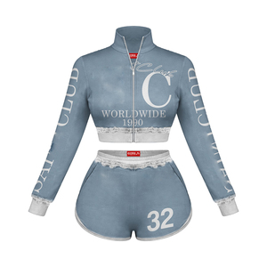 Ensemble short et veste courte zippée en molleton de coton 320 GSM pour femme, vert crème, avec logo brodé appliqué, personnalisable. - Product Image 4