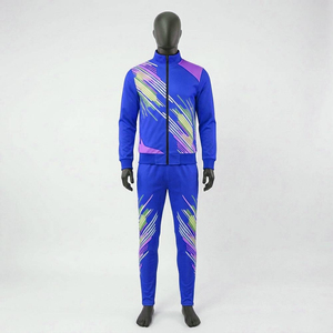 Conjunto Deportivo Personalizado Informal de Estilo Nuevo con Logotipo Personalizado, Traje de Entrenamiento de Fútbol de Alta Calidad al por Mayor para Hombres Adultos, 100% Poliéster - Product Image 1
