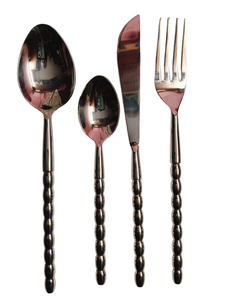 Ensemble de couverts de luxe en acier inoxydable plaqué or 24 pièces, cuillère, fourchette, couteau, design moderne, polissage miroir, pour usage hôtelier - Product Image 6