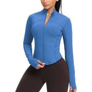 Veste de yoga courte zippée intégrale pour femme, col montant, trous pour les pouces, coupe ajustée, en nylon et élasthanne, extensible dans quatre directions, respirante, séchage rapide - Product Image 1
