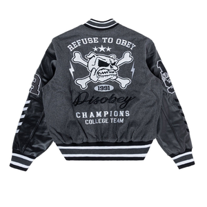 Chaqueta universitaria de poliéster con logotipo personalizado al por mayor para hombre, tipo bomber, con cierre de botones, bolsillos y letras estilo Letterman, para béisbol. - Product Image 5