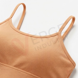 Ensemble 2 pièces pour femmes, haut court à bretelles spaghetti beige, col rond, legging taille haute, yoga - Product Image 4