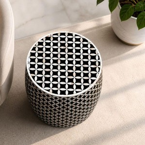 Table d'appoint ronde avec incrustation d'os, design géométrique et à rayures, Belladec - Product Image 2