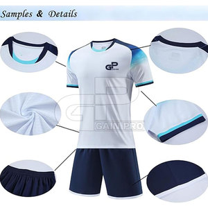 Tenue de football athlétique respirante à séchage rapide, idéale pour l'entraînement en équipe et les matchs de compétition - Product Image 3