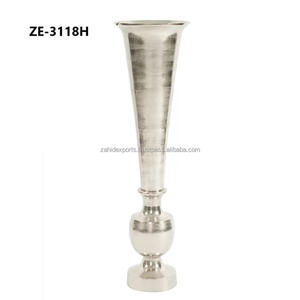 Jarrón Ecológico Grande de Aluminio Dorado y Blanco para Centros de Mesa de Hogar y Jardín, Fabricado por Zahid Exports - Product Image 3