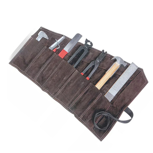 ชุดเครื่องมือช่างตัดแต่งกีบม้าคุณภาพสูง ยี่ห้อ Top Producer พร้อมกระเป๋าปรับได้ ใช้ซ้ำได้ เป็นมิตรกับสิ่งแวดล้อม ระบายอากาศได้ดี ผลิตจากโพลีเอสเตอร์ 100% - Product Image 3