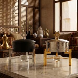 Réchaud alimentaire moderne en porcelaine texturée argentée avec support en fer doré, plat rond élégant pour buffet de mariage et traiteur - Product Image 6