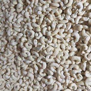 Wholesales Vietnam Cashew Nuts Ww240, Ww180 Whole Cashew Nuts Vietnam Cashew Nuts Import Price OEM, ODM - Product Image 1