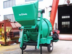 เครื่องผสมคอนกรีตแบบใหม่ 510 ลิตร พร้อมถังเอียงและถังป้อน สำหรับขาย - Product Image 3
