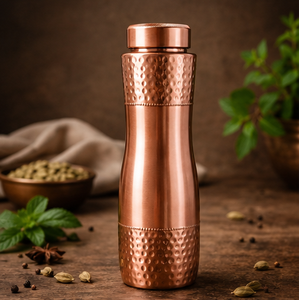 Botella de Agua de Cobre Puro Martillado, Diseño Cónico, Hecha a Mano, Ayurvédica, a Prueba de Fugas, con Tapa de Rosca, Reutilizable y Ecológica - Product Image 2