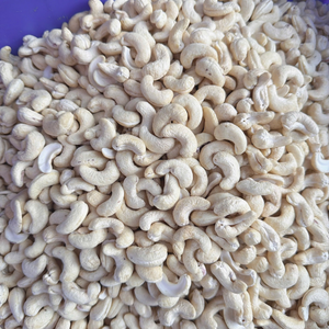 Offre Spéciale – Meilleur Prix – Noix de Cajou Grillées du Vietnam Bio Entières W320 – Grains de Cajou Vietnamiens – Emballage Personnalisé Disponible - Product Image 1