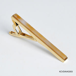 Pince à cravate de luxe en agate jaune facettée plaquée or 18 carats pour homme - Pierre précieuse Feng Shui pour homme |   KCVDAVAG003 |   Collection Tinh Vu - Product Image 1