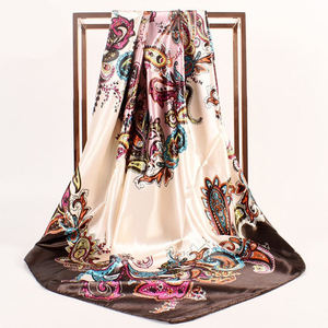 ผ้าพันคอแฟชั่นใหม่ พิมพ์ลายเพสลีย์ ผ้าซาติน ผ้าไหมวินเทจ สำหรับผู้หญิง พร้อมปักโลโก้ตามสั่ง - Product Image 2