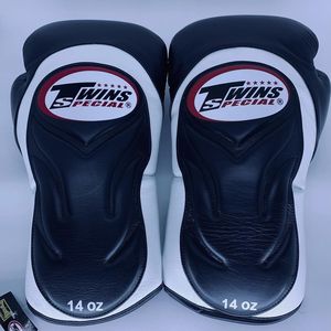Gants de kick-boxing TWINS personnalisables de haute qualité, en cuir de vachette pleine fleur, rembourrage épais, respirants RL-BG-174 - Product Image 2