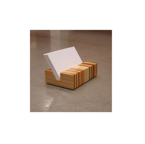 Plateau de présentation de cartes de visite en bois carré personnalisé, réutilisable, fait main, design moderne, couleur naturelle, 3x4 pouces, personnalisable - Product Image 3